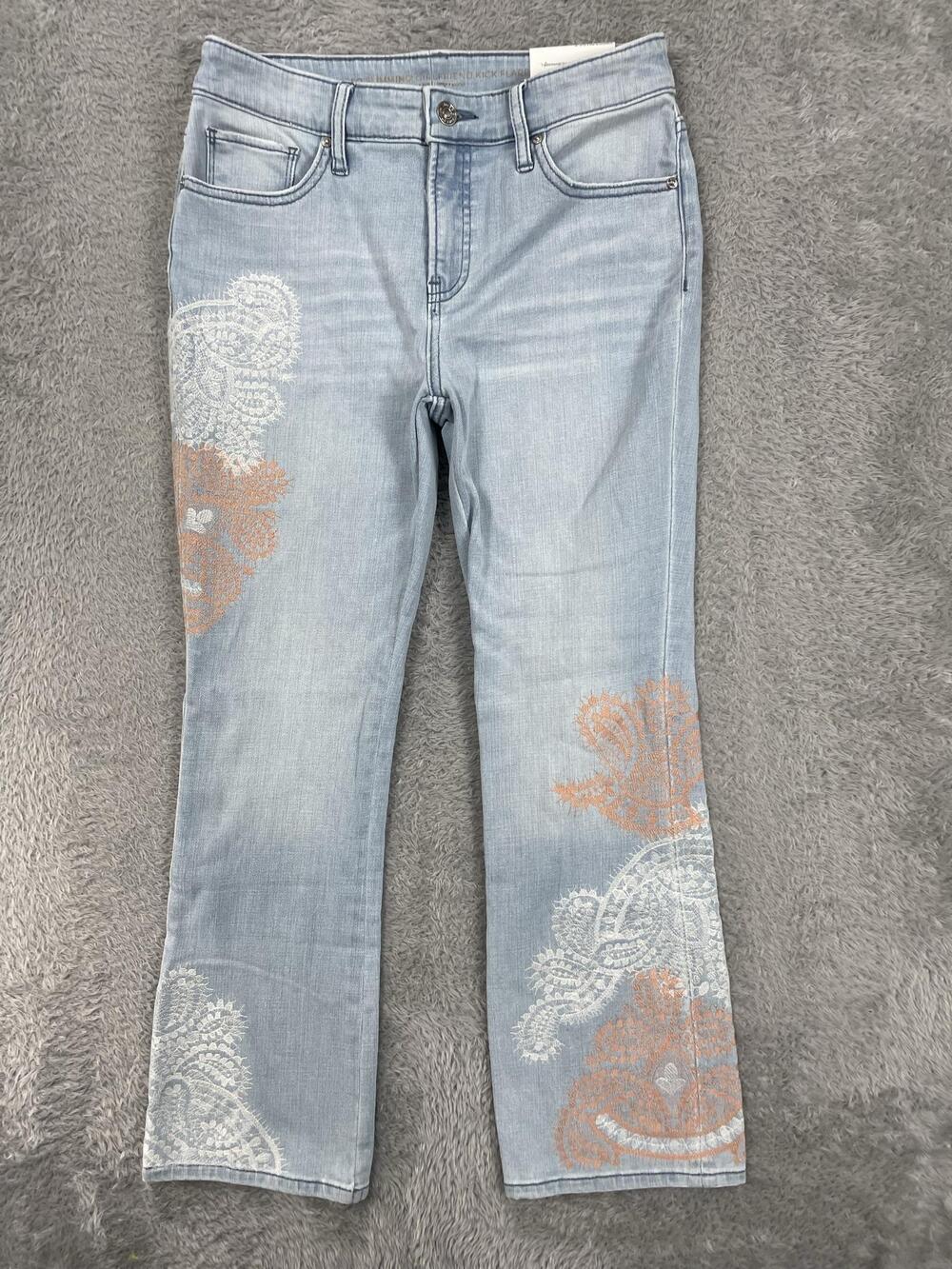 Chicos So Slimming Girlfriend Kick Flare Crop Jeans Womens 2 Light Wash Lace